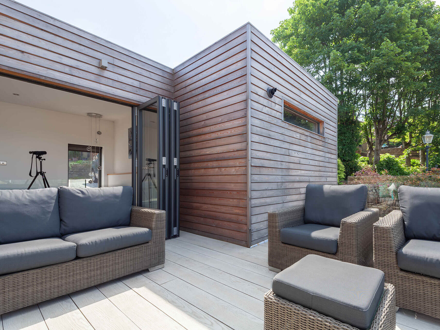Abode Builders – A cedar clad modern extension