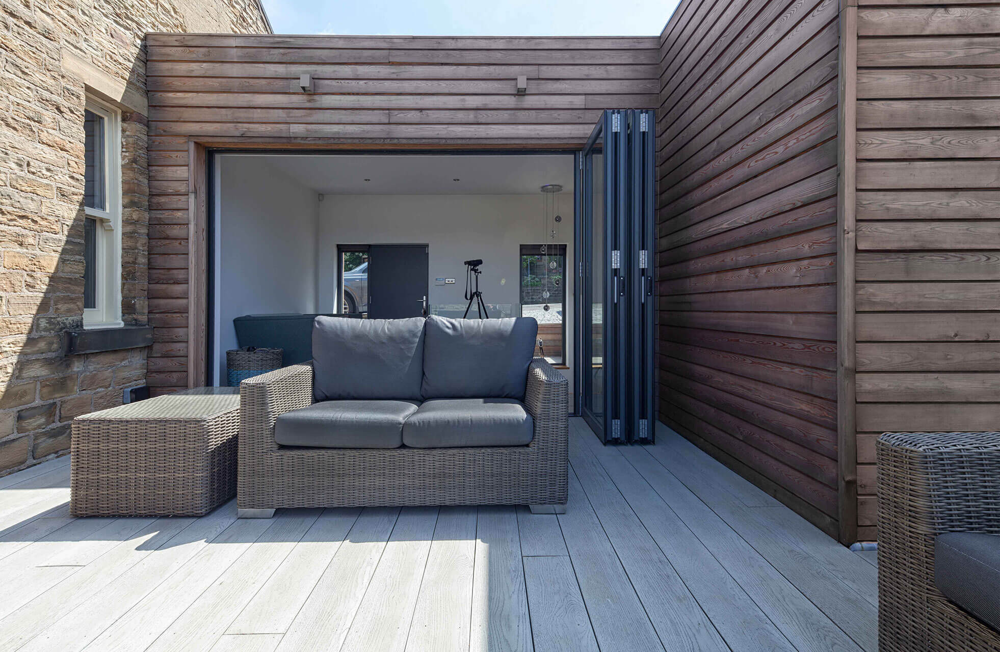 Abode Builders – A cedar clad modern extension